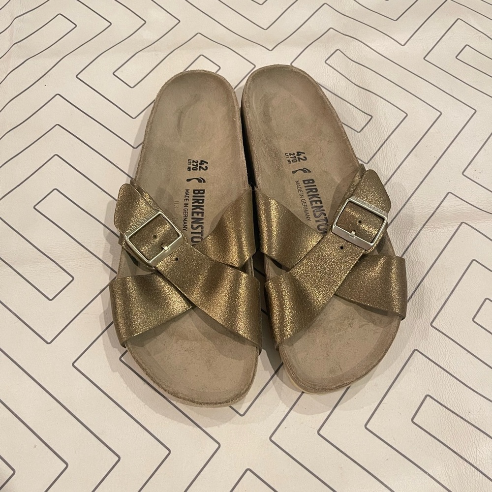 Birkenstock Cross Strap Sandals